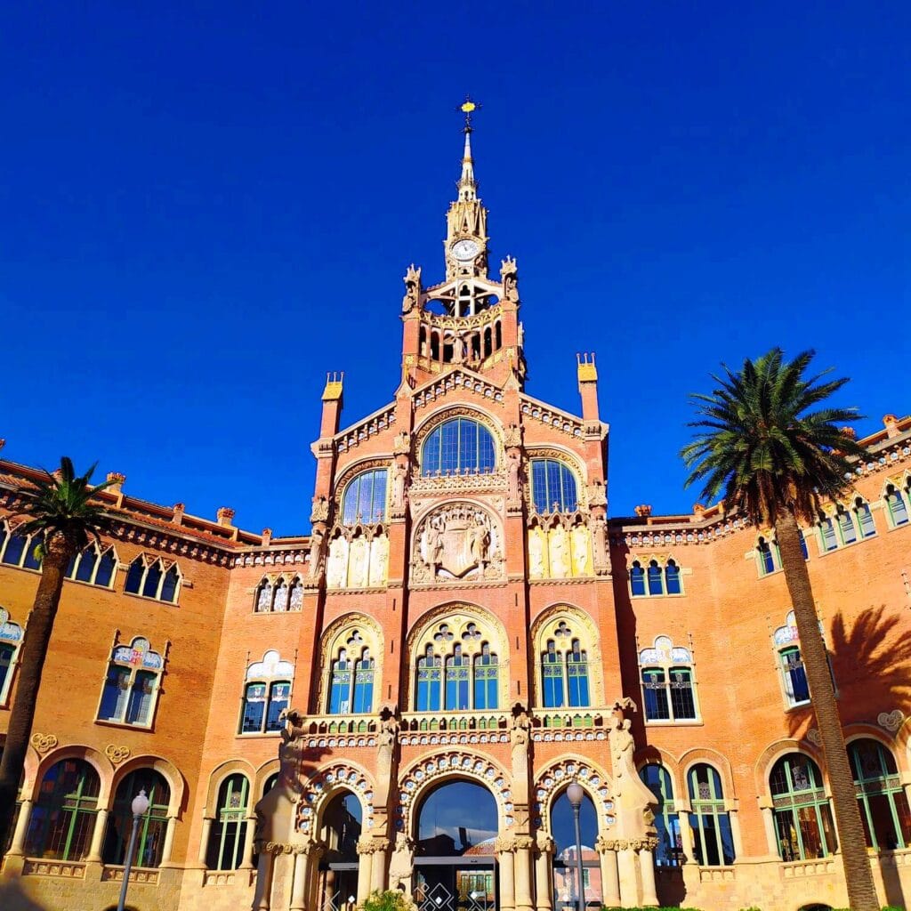 Больница Креста и Павла Больница Креста и Павла